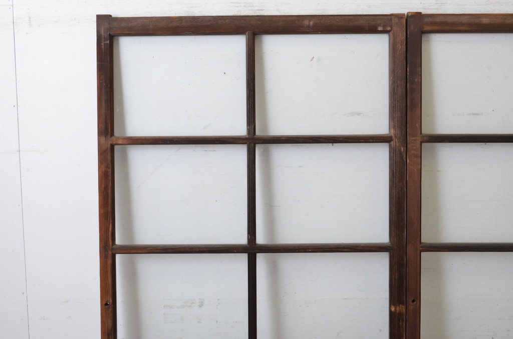 アンティーク建具　経年の趣ある木味が魅力のガラス戸2枚セット(引き戸)(R-065503)