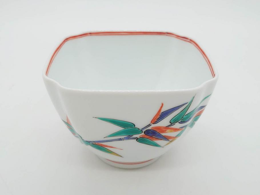 重要無形文化財　人間国宝　十三代 酒井田柿右衛門　有田焼　錦　笹文　約9cm　3寸　落ち着いた佇まいの中付5客セット(深皿、取鉢、小鉢、豆鉢、和食器、共箱付き、裏印、花押、三寸)(R-079801)