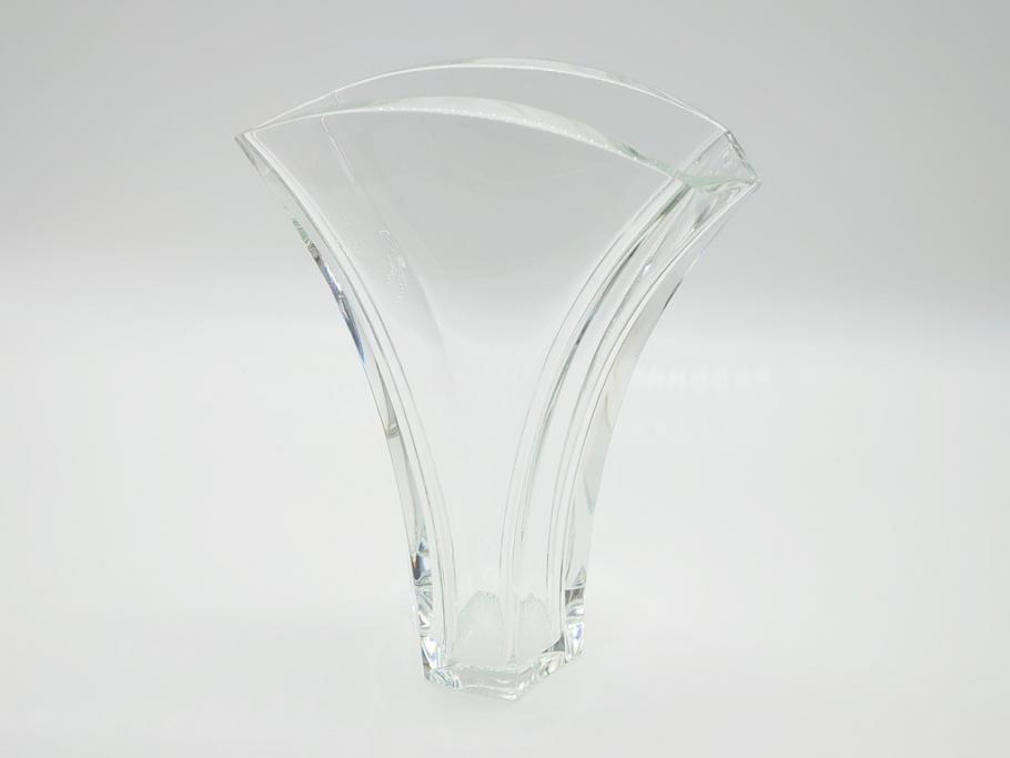 フランス　バカラ　Baccarat　ギンコ　クリスタルの透明感を堪能できるフラワーベース(花瓶、フルレッドクリスタルガラス、GINKGO、箱なし)(R-060612)