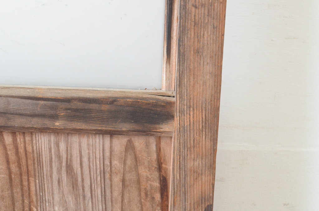 アンティーク建具　温かみのある木味が魅力のガラス戸1枚(引き戸)(R-065491)