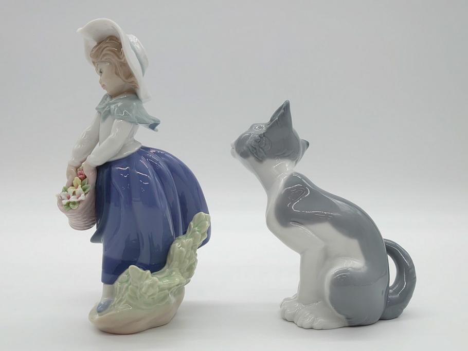 リヤドロ　LLADRO　首をかしげた愛らしい少女　しなやかなフォルムが美しい猫　花籠　リンダ　合計2点セット(フィギュリン、オブジェ、箱なし)(R-060672)