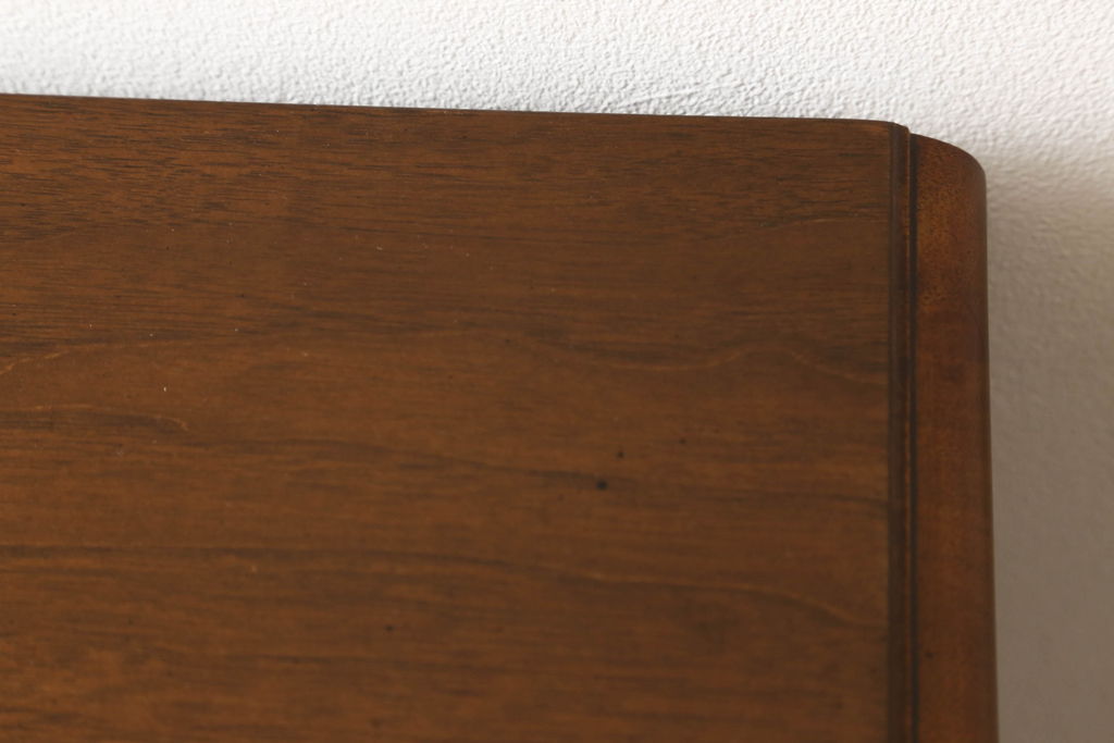 中古　美品　DREXEL HERITAGE(ドレクセルヘリテイジ)　Touraine(ツーレイン)　エレガントな雰囲気が魅力的なチェスト(定価約49万円)(サイドボード、引き出し)(R-059269)