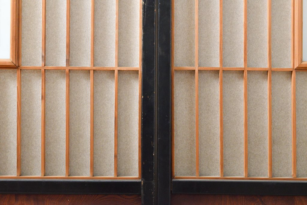 アンティーク建具 腰板欅(ケヤキ)材 凛とした佇まいが気品溢れる