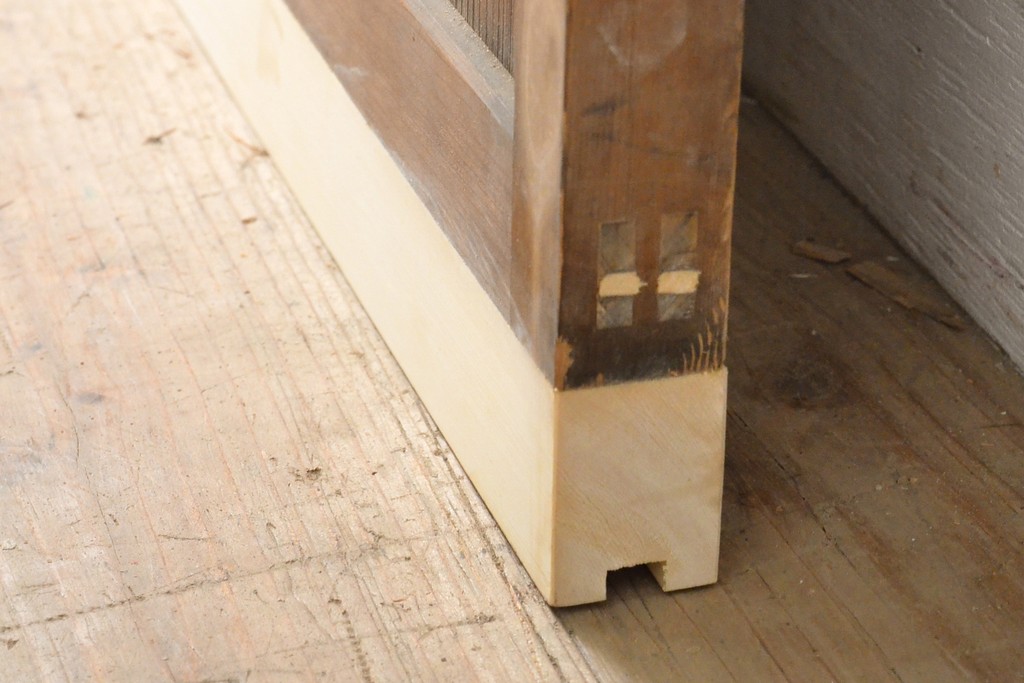 アンティーク建具　昭和中期　高級品　柾目が美しい!　ガラス入り板戸2枚セット(引き戸、建具)(R-059666)