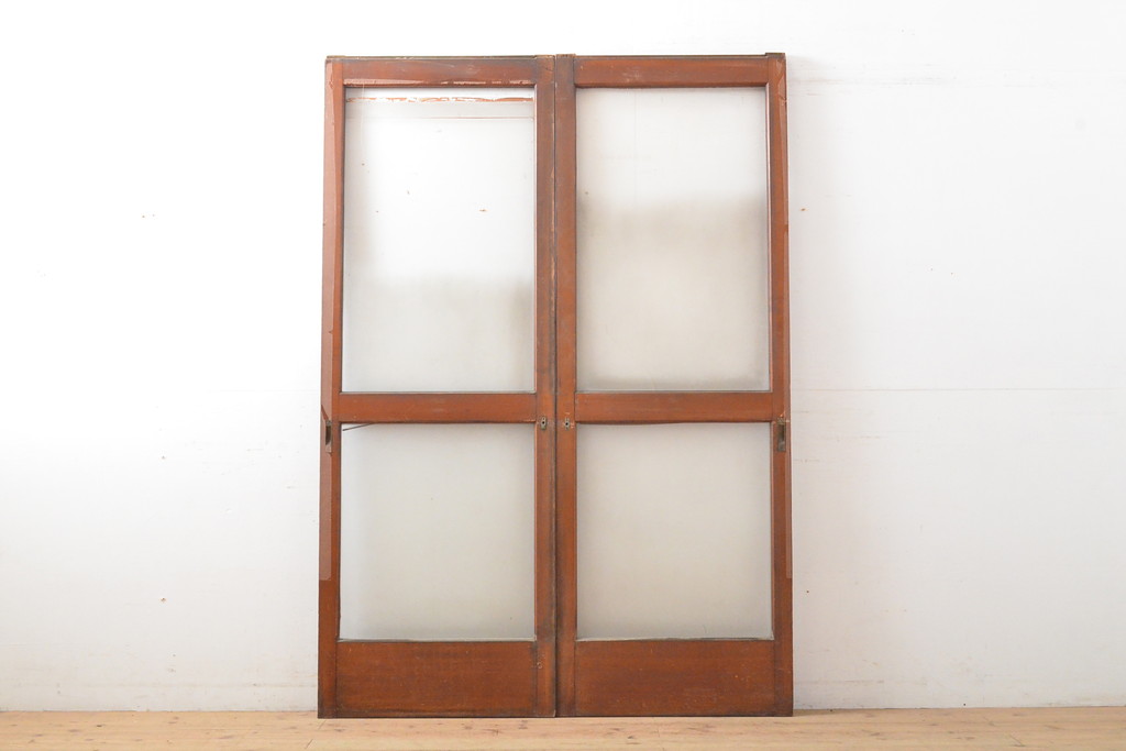 アンティーク建具　昭和中期　シンプルなデザインで合わせやすいガラス戸2枚セット(引き戸、建具)(R-060947)