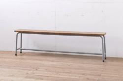 中古　美品　本革(レザー)　アイラーセン(eilersen)　ストリームラインソファ(STREAMLINE SOFA)　クールモダンなデザインがカッコいい2人掛けソファ(二人掛けソファ、2P、北欧)(R-072800)