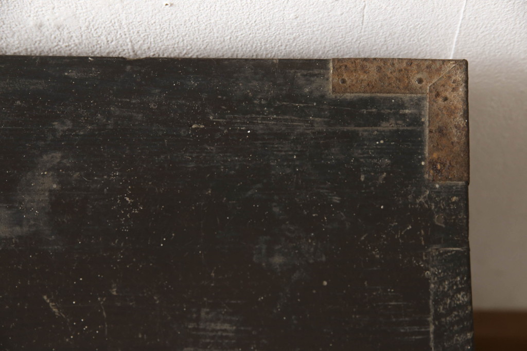 和製アンティーク　前面内部・桐材　時代を経た趣が感じられる佐渡小木箪笥(佐渡箪笥、和たんす、時代箪笥、収納箪笥、引き出し、重ねタンス)(R-065724)