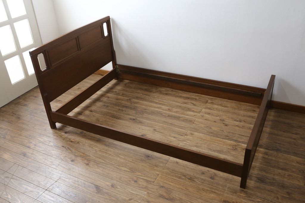 中古　DREXEL HERITAGE(ドレクセルヘリテイジ)　Triune(トライユン)　落ち着いた雰囲気づくりを叶えるベッド(セミダブル)(R-062061)