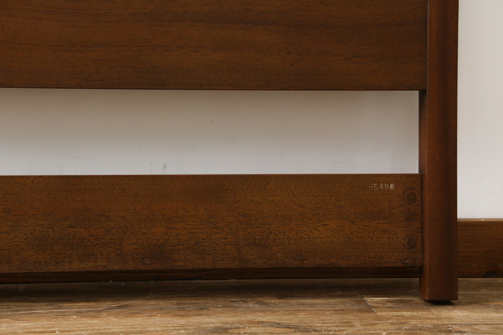 中古　DREXEL HERITAGE(ドレクセルヘリテイジ)　Triune(トライユン)　落ち着いた雰囲気づくりを叶えるベッド(セミダブル)(R-062061)
