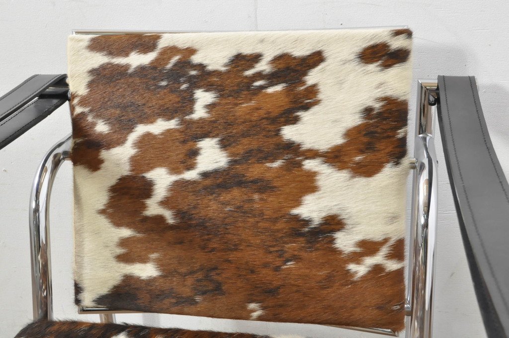 中古　Cassina(カッシーナ)　ル・コルビュジエ(Le Corbusier)　ピエール・ジャンヌレ(Pierre Jeanneret) シャルロット・ペリアン(Charlotte Perriand)　LC1　個性が光る!ワンランク上の空間づくりにおすすめなスリングチェア(バスキュランチェア、アームチェア、椅子、イス)(定価605,000円)(R-078097)