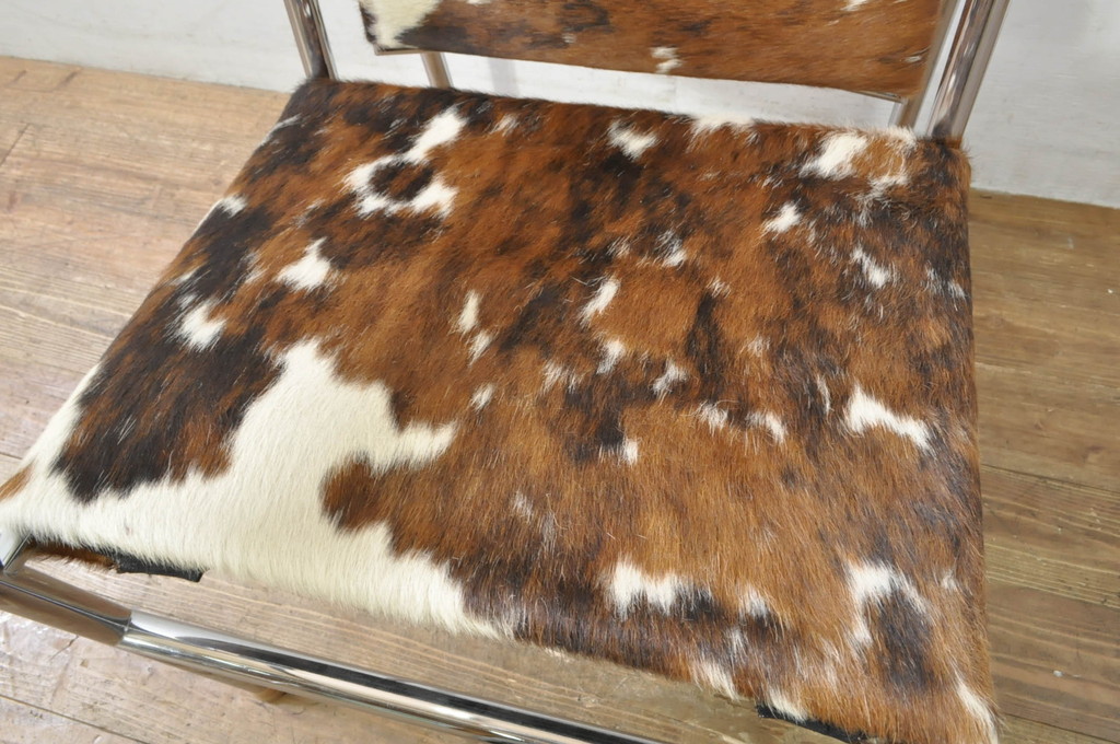 中古　Cassina(カッシーナ)　ル・コルビュジエ(Le Corbusier)　ピエール・ジャンヌレ(Pierre Jeanneret) シャルロット・ペリアン(Charlotte Perriand)　LC1　個性が光る!ワンランク上の空間づくりにおすすめなスリングチェア(バスキュランチェア、アームチェア、椅子、イス)(定価605,000円)(R-078097)