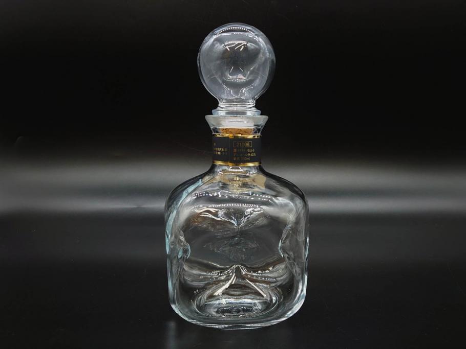 軽井沢　KARUIZAWA　貯蔵17年　モルトウイスキー(MALT WHISKY)　空瓶　高級感漂うデキャンタ(空ボトル、空き瓶、デカンタ、ガラス、硝子、酒器、飾りボトル、ディスプレイ、外箱付き)(R-079818)