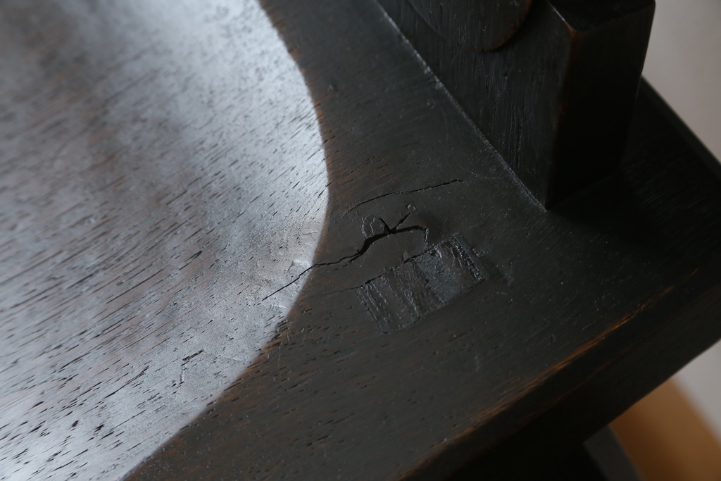 和製ビンテージ　神戸洋家具　ナラ(楢)材　彫刻を施した背もたれが珍しいチェア2脚セット(ダイニングチェア、板座チェア、椅子、イス、ヴィンテージ)(R-070062)