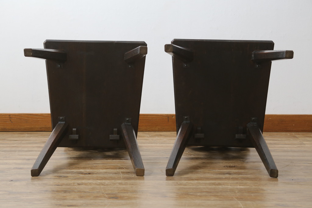 和製ビンテージ　神戸洋家具　ナラ(楢)材　彫刻を施した背もたれが珍しいチェア2脚セット(ダイニングチェア、板座チェア、椅子、イス、ヴィンテージ)(R-070062)
