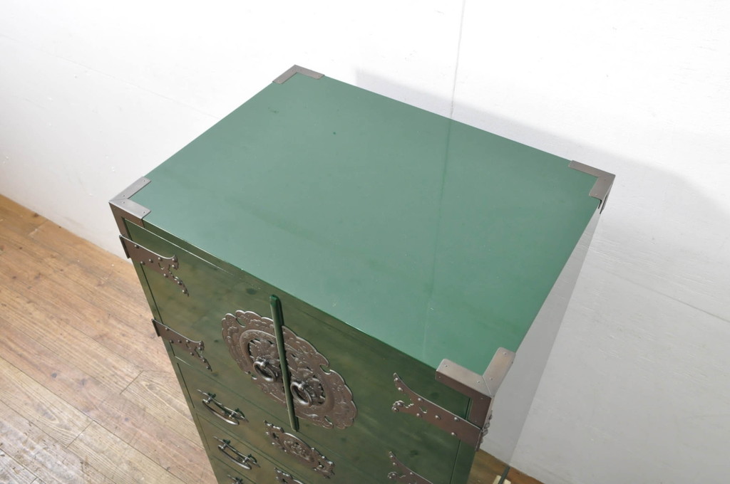中古　美品!!　二本松工藝館　田中家具　個性的でモダンな佇まいの両開き戸付きチェスト(サイドチェスト、和タンス、整理箪笥、収納箪笥、引き出し、観音箪笥、衣装箪笥)(定価約65万円)(R-078287)