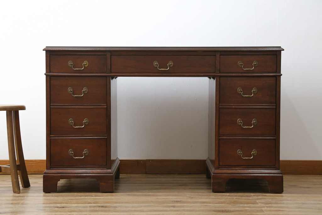 中古　DREXEL HERITAGE (ドレクセルヘリテイジ)　マホガニー材　洗練された大人の雰囲気醸し出す両袖デスク(机、在宅ワーク、在宅用ワークデスク)(R-052175)