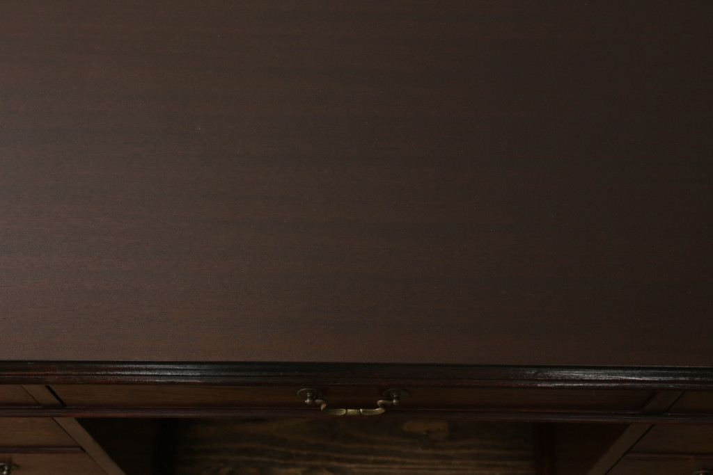 中古　DREXEL HERITAGE (ドレクセルヘリテイジ)　マホガニー材　洗練された大人の雰囲気醸し出す両袖デスク(机、在宅ワーク、在宅用ワークデスク)(R-052175)