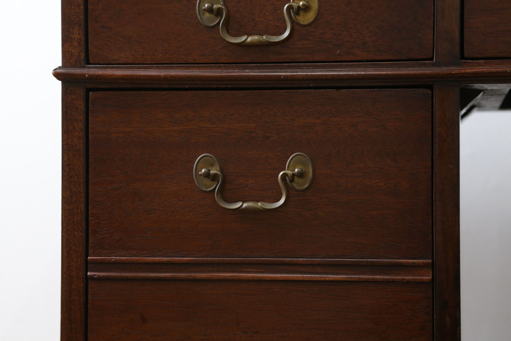 中古　DREXEL HERITAGE (ドレクセルヘリテイジ)　マホガニー材　洗練された大人の雰囲気醸し出す両袖デスク(机、在宅ワーク、在宅用ワークデスク)(R-052175)
