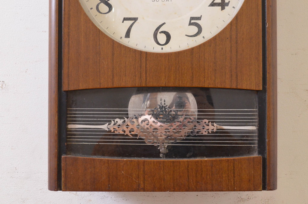 和製アンティーク　愛知時計電機(アイチ、AICHI)　AC TRADE MARK(トレードマーク)　Super Eight (スーパーエイト)　30DAY　レトロモダンなデザインが魅力的な掛け時計(柱時計、古時計、振り子時計)(R-072411)