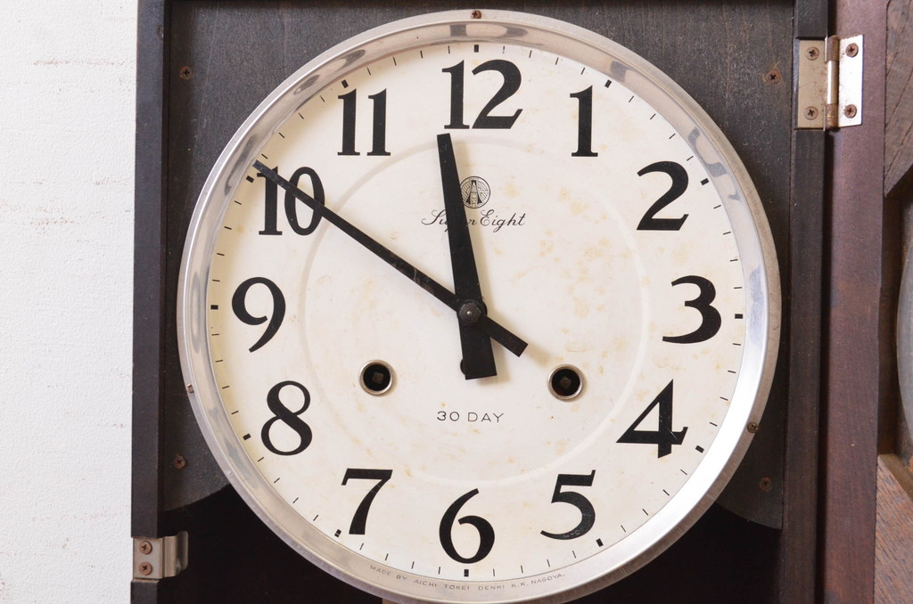 和製アンティーク　愛知時計電機(アイチ、AICHI)　AC TRADE MARK(トレードマーク)　Super Eight (スーパーエイト)　30DAY　レトロモダンなデザインが魅力的な掛け時計(柱時計、古時計、振り子時計)(R-072411)