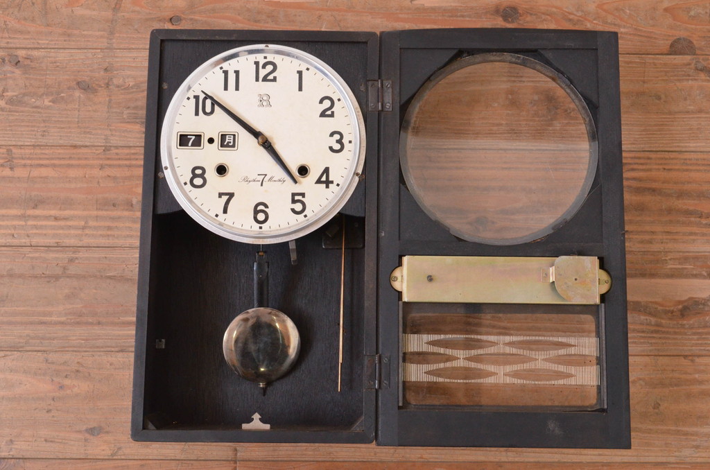 和製アンティーク　リズム時計工業　Rhythm　昔懐かしい雰囲気を醸し出す掛け時計(柱時計、古時計、振り子時計)(R-072413)