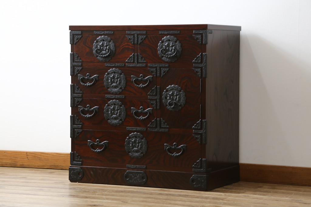 中古　美品　岩谷堂箪笥　かくし収納多数で遊び心満載の小箪笥(収納箪笥、整理箪笥、和タンス、引き出し、小物収納)(R-072807)
