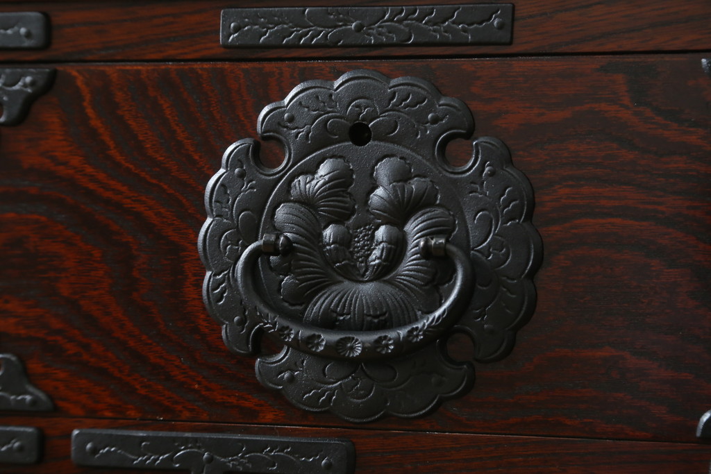 中古　美品　岩谷堂箪笥　かくし収納多数で遊び心満載の小箪笥(収納箪笥、整理箪笥、和タンス、引き出し、小物収納)(R-072807)