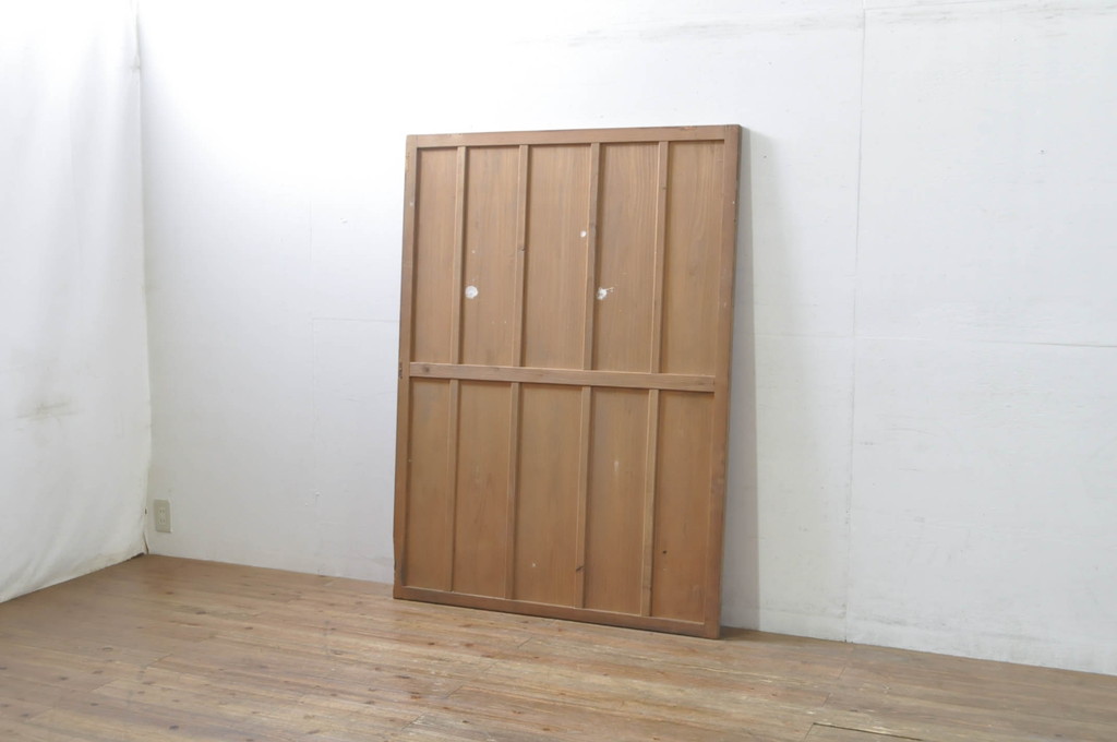 アンティーク建具　時を経た風合いが味わい深い板戸1枚(木製扉)(R-077997)