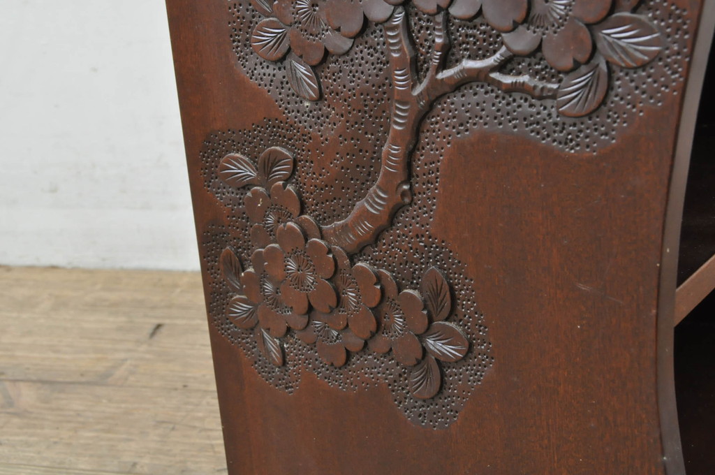 中古　美品　軽井沢彫り　繊細な桜の彫刻が美しいスリッパラック(スリッパ立て)(R-080039)