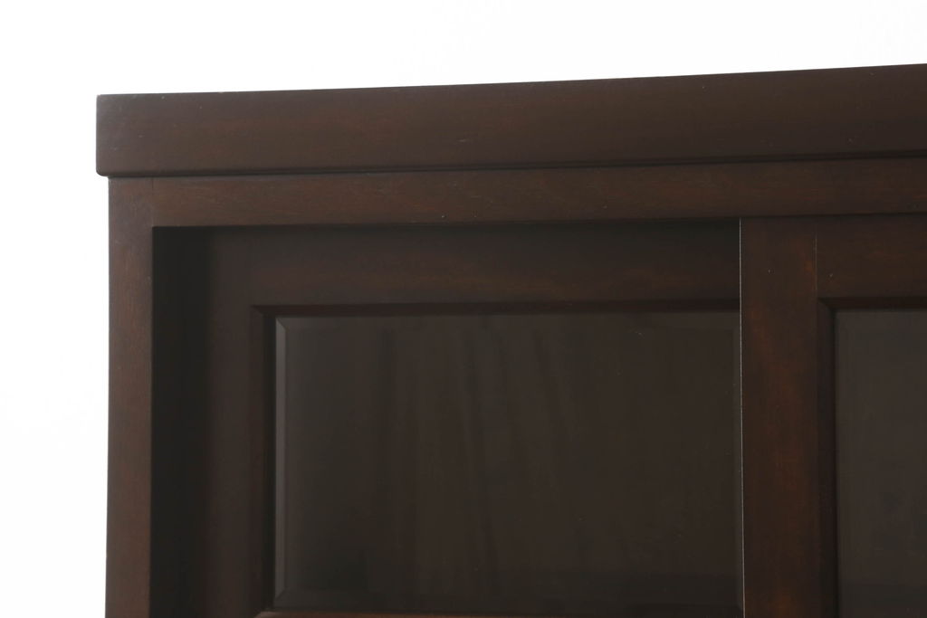 中古　美品　松本民芸家具　和モダンな佇まいが上質な雰囲気を醸し出す食器棚(収納棚、戸棚、飾り棚、陳列棚、カップボード、キャビネット、本箱)(R-060510)