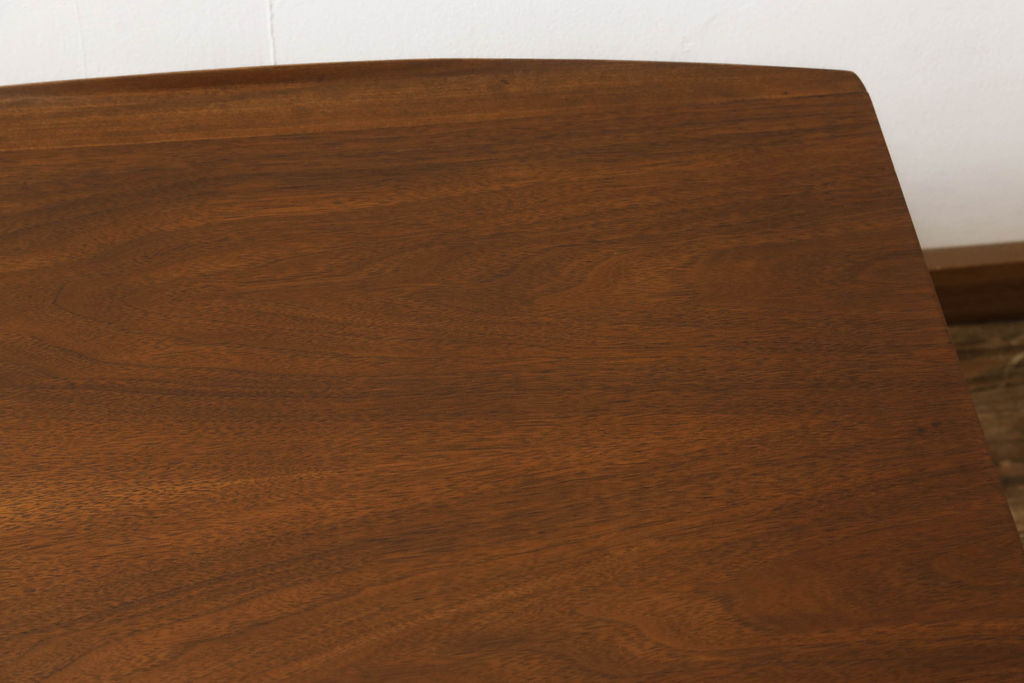 北欧ヴィンテージ　天板のデザインが珍しいチーク材製のセンターテーブル(コーヒーテーブル、ローテーブル、ビンテージ)(R-047580)