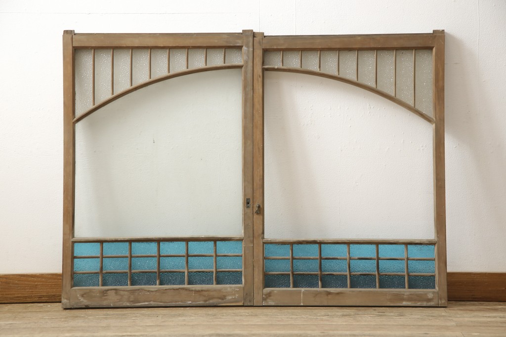 和製アンティーク　大正ロマン　色ガラスが目を惹く窓2枚セット(ガラス戸、引き戸、建具)(R-060004)