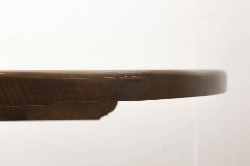 中古　高級輸入家具　オーク材　アンティーク彫　重厚感のある丸テーブル(ラウンドテーブル、ダイニングテーブル)(バロッサバレンティ)(R-054679)