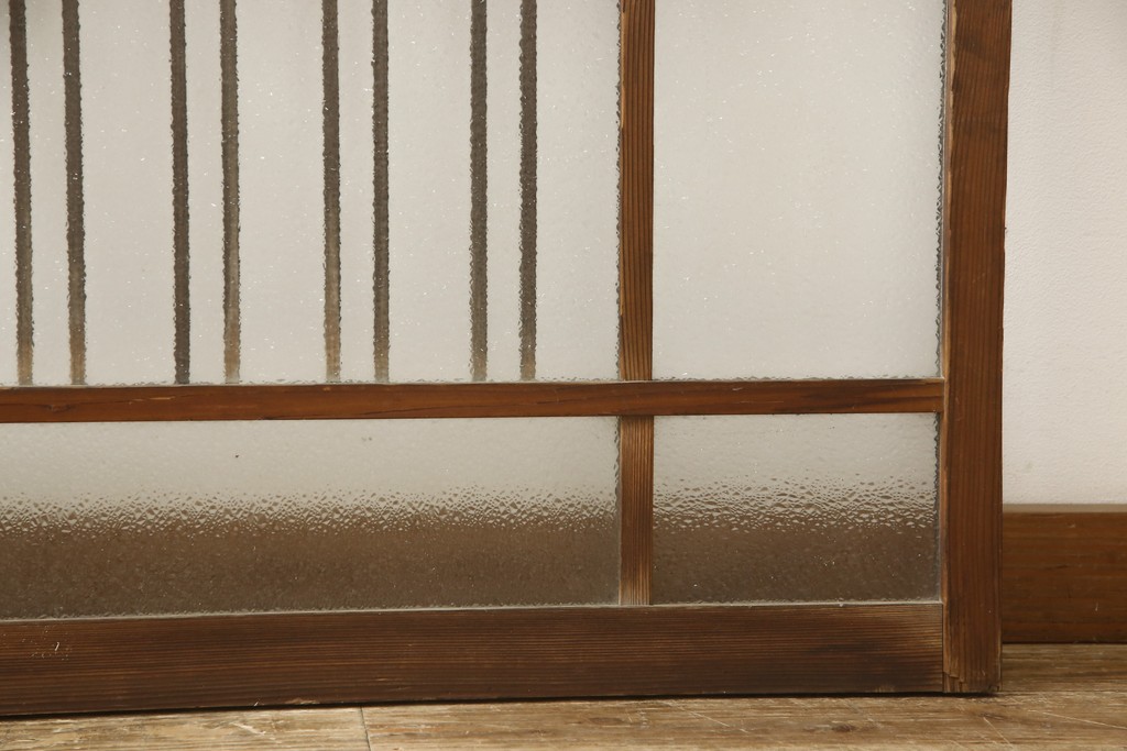 和製アンティーク　木枠のデザインが昭和な雰囲気を醸し出すガラス窓2枚セット(ガラス戸、引き戸、建具)(R-059978)