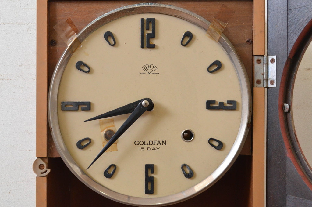 和製アンティーク　ペイント仕上げ限定　堀田時計店　N.H.T　GOLDFAN　15DAY　珍しいデザインのレトロな掛け時計(柱時計、古時計、振り子時計)(R-072351)