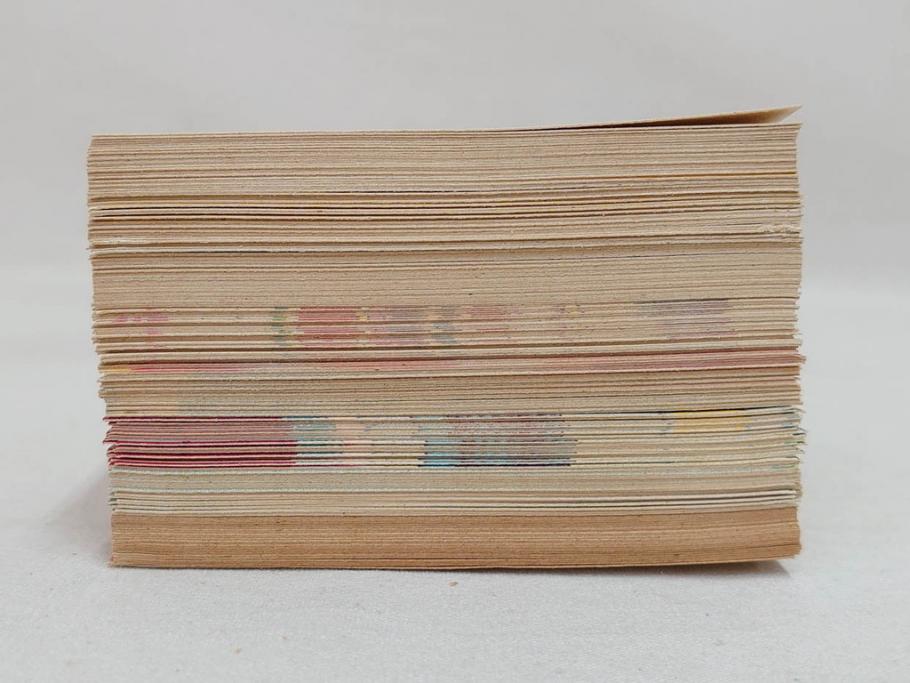 昭和レトロ　新年はがき　女の子　男の子　200枚×2箱セット(絵葉書、年賀状、ハガキ、箱付き、計400枚、8種類、振袖、スキー、凧)(R-074796)