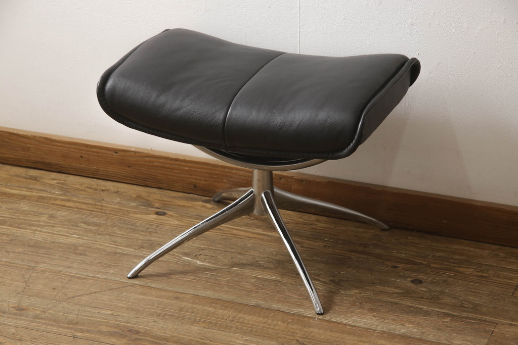 中古　美品　ノルウェー製　EKORNES(エコーネス)　City(シティ)　Mサイズ　オットマン付き!!スタイリッシュなデザインが魅力のストレスレスチェア(スターベース、1人掛けソファ、1Pソファ、アームチェア、リクライニングチェア、フットスツール、北欧、本革、レザーチェア)(定価約30万円)(R-066317)