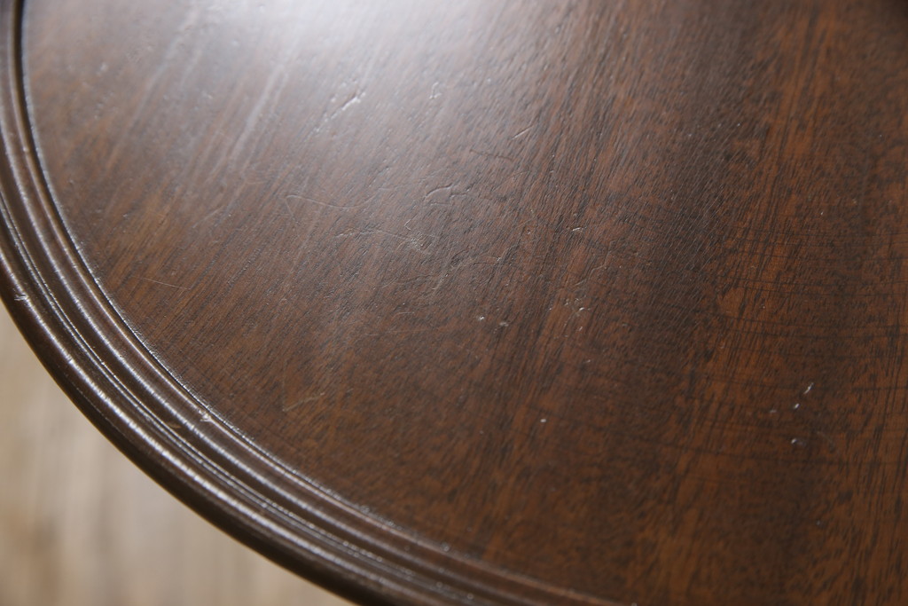 イギリスビンテージ　マホガニー材　クラシカルな佇まいが美しいワインテーブル(サイドテーブル、コーヒーテーブル、カフェテーブル、丸テーブル、ラウンドテーブル、ヴィンテージ、花台、英国)(R-065660)