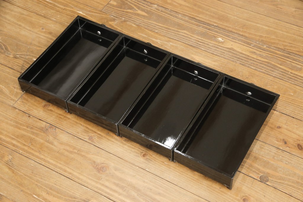 ビンテージ家具　高級品!美しい螺鈿(らでん)と石細工の絵が見事な両面使いローテーブル(センターテーブル、座卓、ヴィンテージ)(R-053432)