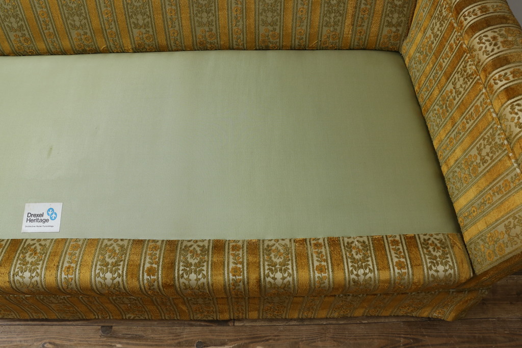中古　DREXEL HERITAGE(ドレクセルヘリテイジ)　Upholstery(アップホルスタリー)　ホテルのようなラグジュアリーな空間演出が叶う3人掛けソファ(アームソファ、3Pソファ、三人掛け)(R-065959)
