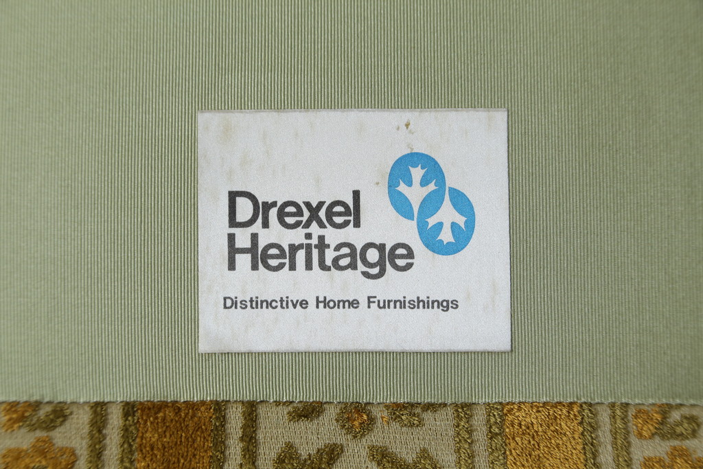 中古　DREXEL HERITAGE(ドレクセルヘリテイジ)　Upholstery(アップホルスタリー)　ホテルのようなラグジュアリーな空間演出が叶う3人掛けソファ(アームソファ、3Pソファ、三人掛け)(R-065959)