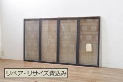 【オーダー家具実例】ガラス窓3枚をオーダーメイドで制作しました。十字型の桟を入れ、色ガラスやダイヤガラスなど、お好みのガラスを取り付け。大正ロマン風のレトロな窓に仕上げました。(建具、ガラス戸)