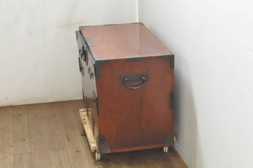 和製アンティーク　明治期　半櫃(ハンガイ)　古い時代の味わいが感じられる船箪笥(舟箪笥、和たんす、衣装タンス、収納箪笥、時代箪笥、引き出し、ローチェスト、ローボード)(R-080058)