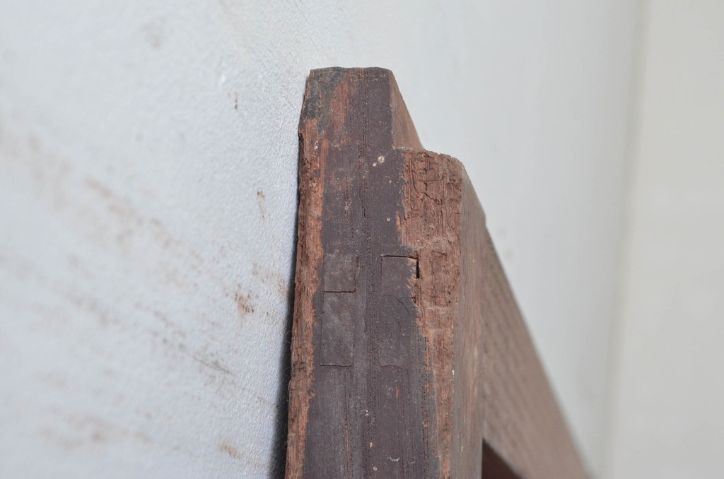 アンティーク建具　総栗材　時代の流れを感じさせる升目(マス目)格子蔵戸1枚(きつね格子、狐格子、引き戸、玄関戸、格子戸)(R-079633)