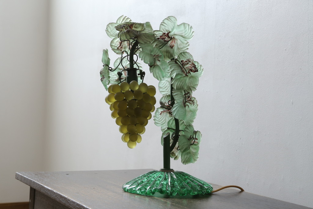 中古　美品!!　イタリア　トーソー社(TOSO CESARE)　ムラーノガラス(MURANO)　ブドウ(葡萄、ぶどう)　1灯　空間のアクセントになるテーブルスタンド(テーブルライト、卓上ランプ、ベネチアングラス、ムラノガラス)(R-079964)
