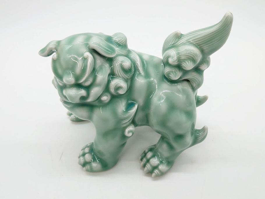 戦前　深川製磁　オールド深川　有田焼　青磁　獅子　高さ 約15cm　威風堂々とした置物(ライオン、オブジェ、置き物、インテリア、ディスプレイ、陶器、裏印)(R-080081)
