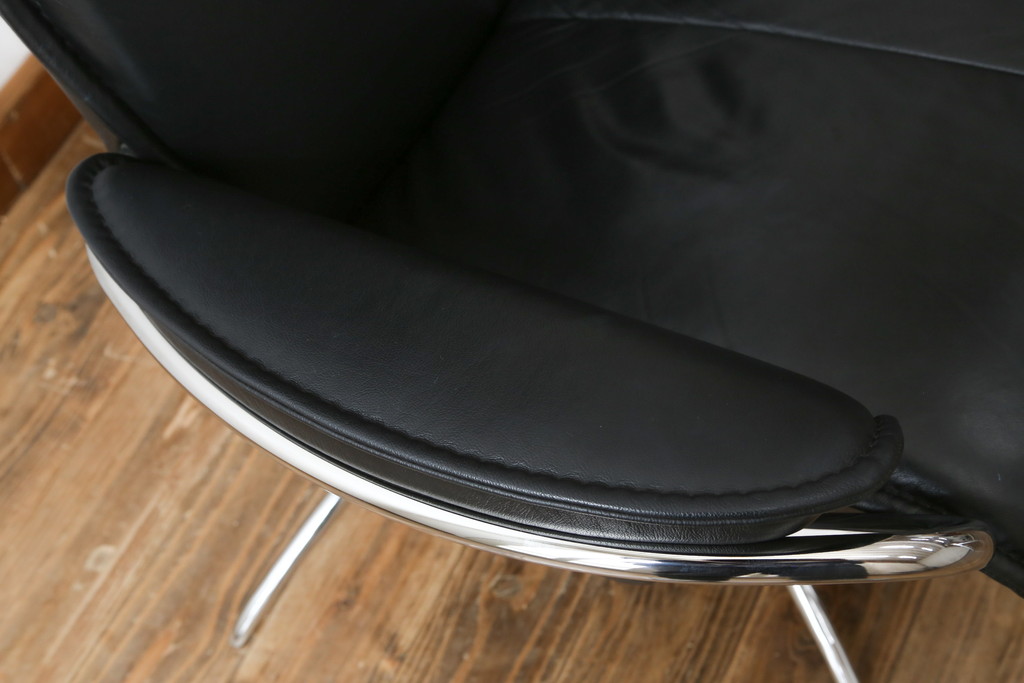 中古　美品　ノルウェー製　EKORNES(エコーネス)　City(シティ)　Mサイズ　オットマン付き!!スタイリッシュなデザインが魅力のストレスレスチェア(スターベース、1人掛けソファ、1Pソファ、アームチェア、リクライニングチェア、フットスツール、北欧、本革、レザーチェア)(定価約30万円)(R-066318)