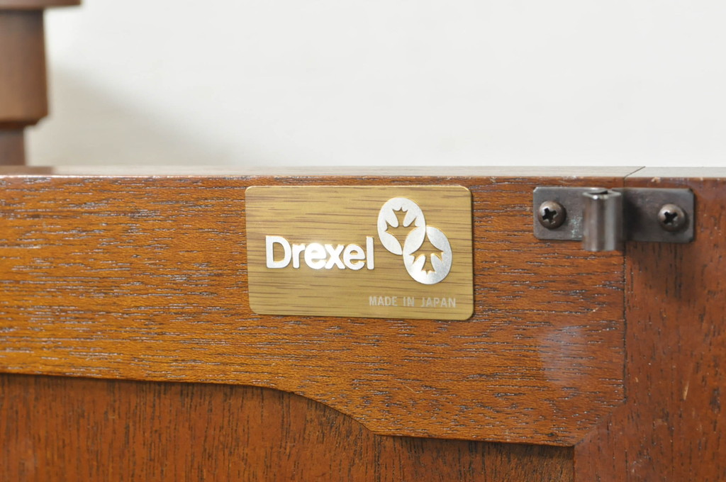中古　DREXEL HERITAGE(ドレクセルヘリテイジ)　TRIUNE(トライユン)シリーズ　マホガニー材　ホールチェスト(サイドボード、サイドキャビネット、収納棚、戸棚)(定価約30万円)(R-080131)