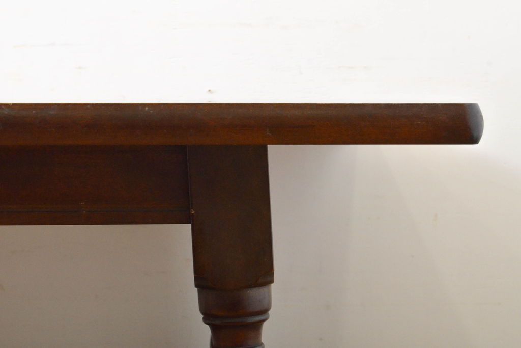 中古　松本民芸家具　LT型食卓　洗練されたモダンな佇まいが魅力のダイニングテーブル(6人掛け、4人掛け、食卓)(定価約61万円)(R-060868)