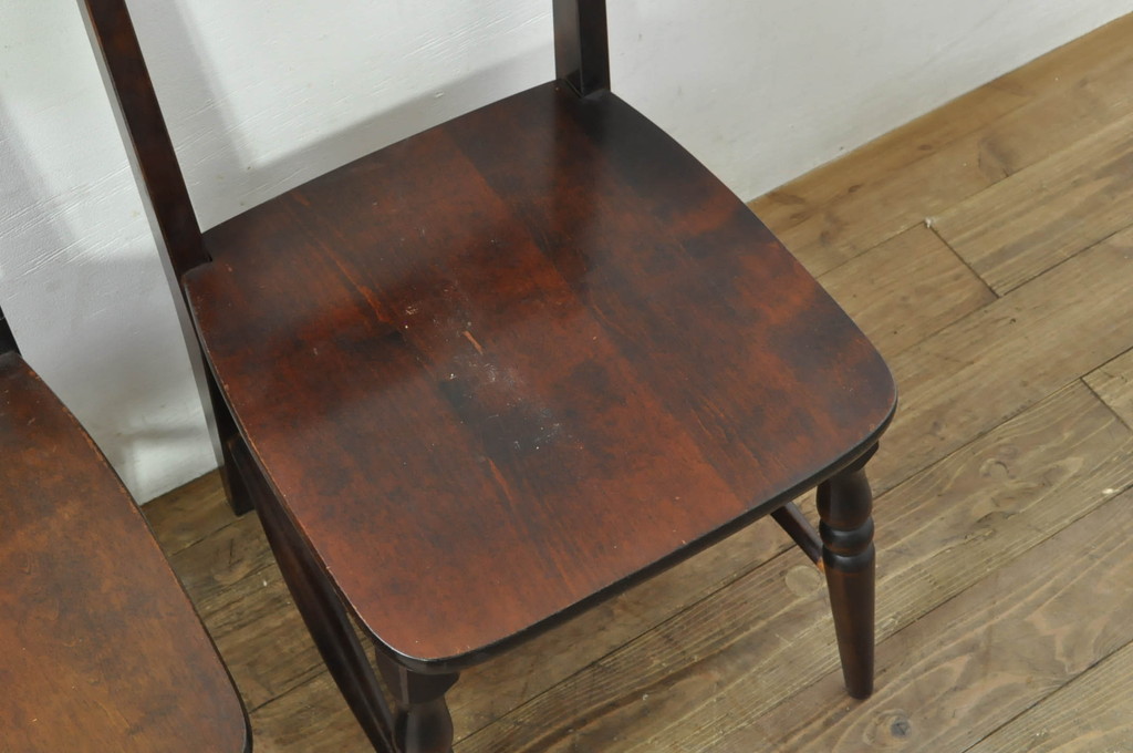 中古　希少な廃番品　北海道民芸家具　背板のデザインがかわいらしいチェア4脚セット(ダイニングチェア、椅子、イス、板座チェア)(R-080137)